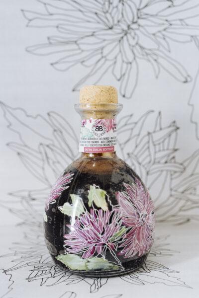 Un nuovo Satin dal nome di un fiore: "Dalia".