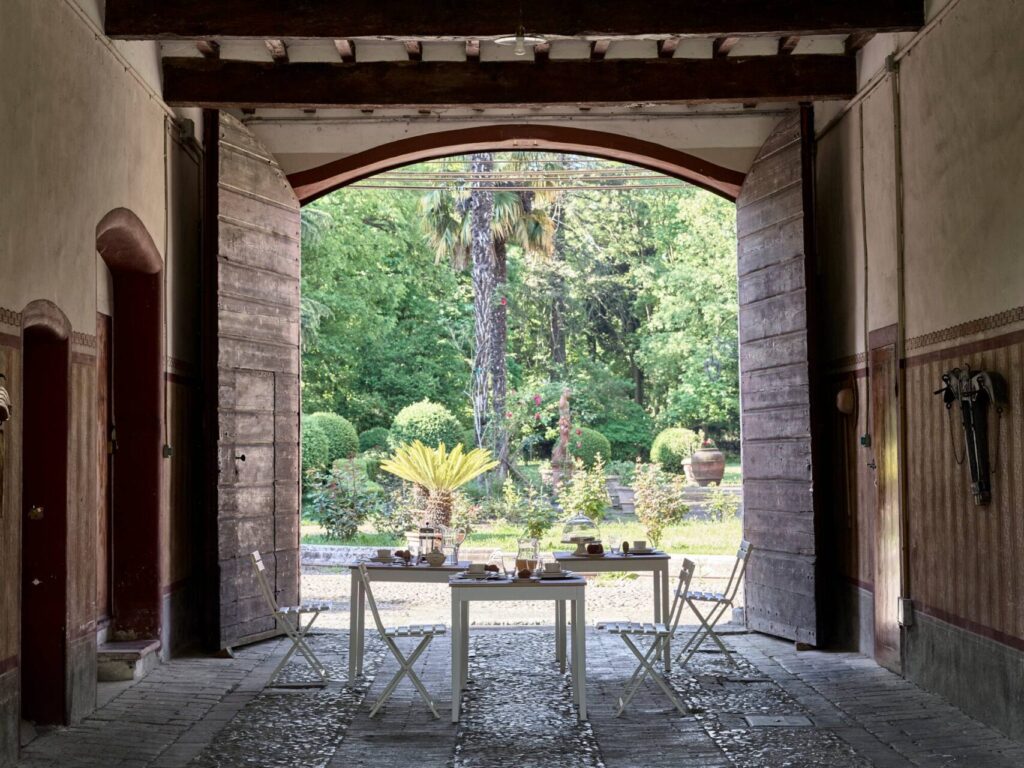 Reisereporter.de the Borgo in the World's Most Beautiful Gardens